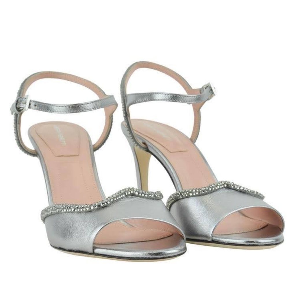 NIB Alberta Feretti $980 crystal embelished leather heels